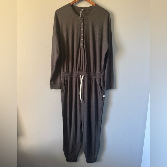 Vuori Womens Jumpsuit Lux Henley - Picture 5 of 13